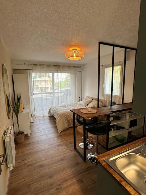 Appart Cosy, Balcon, Parking 瑟堡 外观 照片